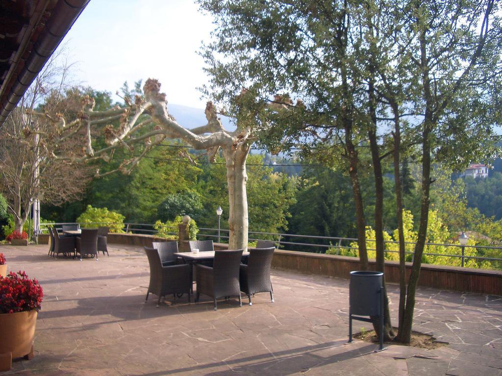 Hostal De La Gloria Віладрау Екстер'єр фото